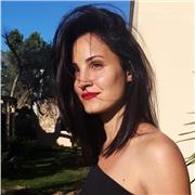 Traduttrice giuridica, laureata in lingue e letterature straniere, offre lezioni private in lingua e letteratura spagnola ma anche francese e italiano